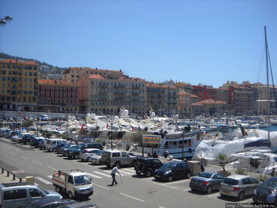 Тесновато тут у вас... Ницца, Франция