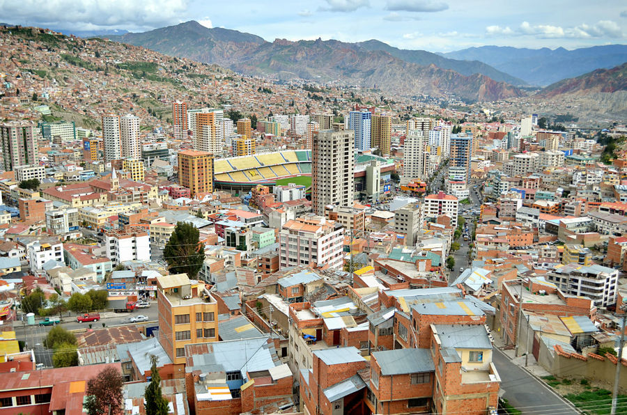 … а с верхушки Ла Пас раскинется перед вашими ногами во всем своем великолепии и масштабе! Ла-Пас, Боливия