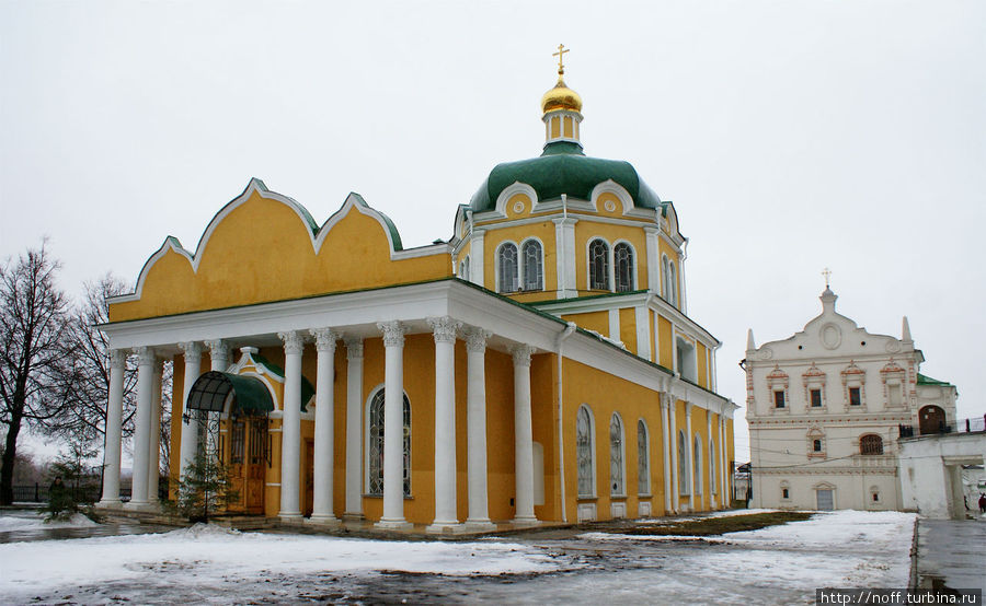 Красивый Христорождественский собор (XV—XIX века). Рязань, Россия