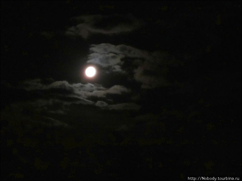 Луна над Улан-Удэ... Забайкальский край, Россия