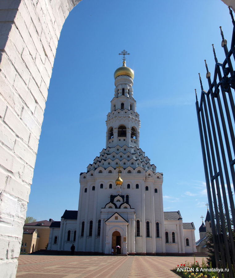 Храм Св. апостолов Петра и Павла Прохоровка, Россия
