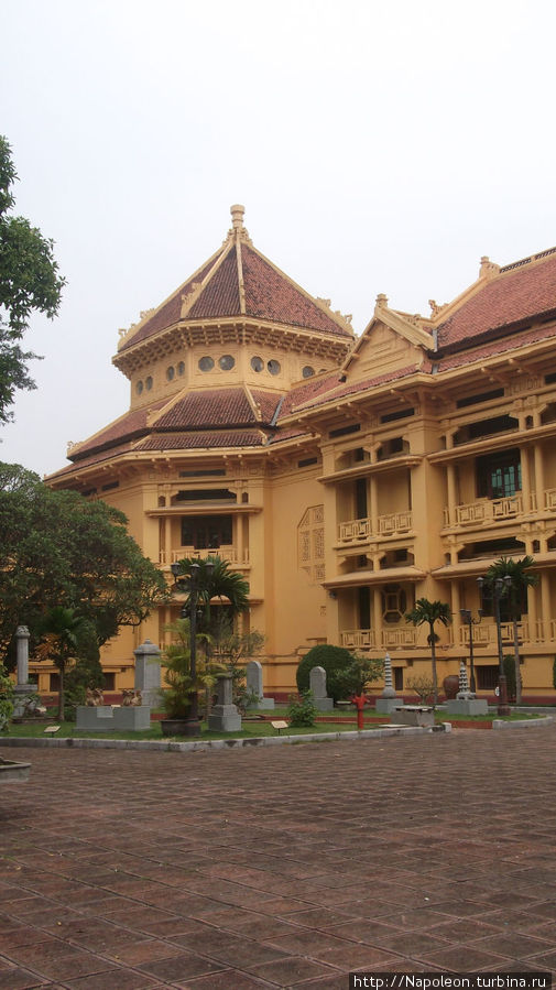Исторический музей Ханой, Вьетнам