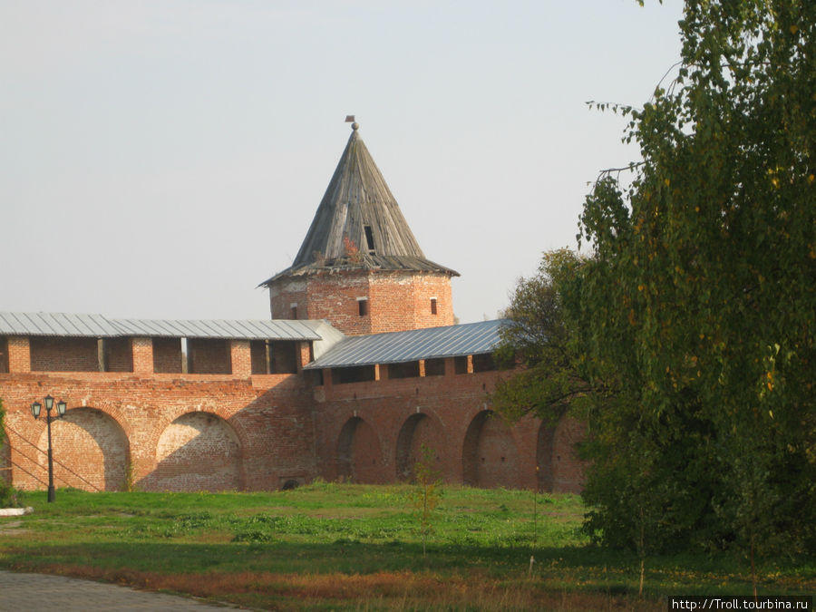 Прогулки по Кремлю Зарайск, Россия