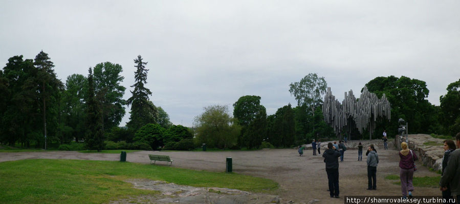 Металлический лес памятника Сибелиусу Хельсинки, Финляндия