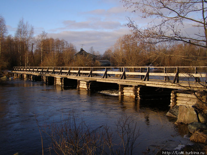 деревянный мост Приозерск, Россия