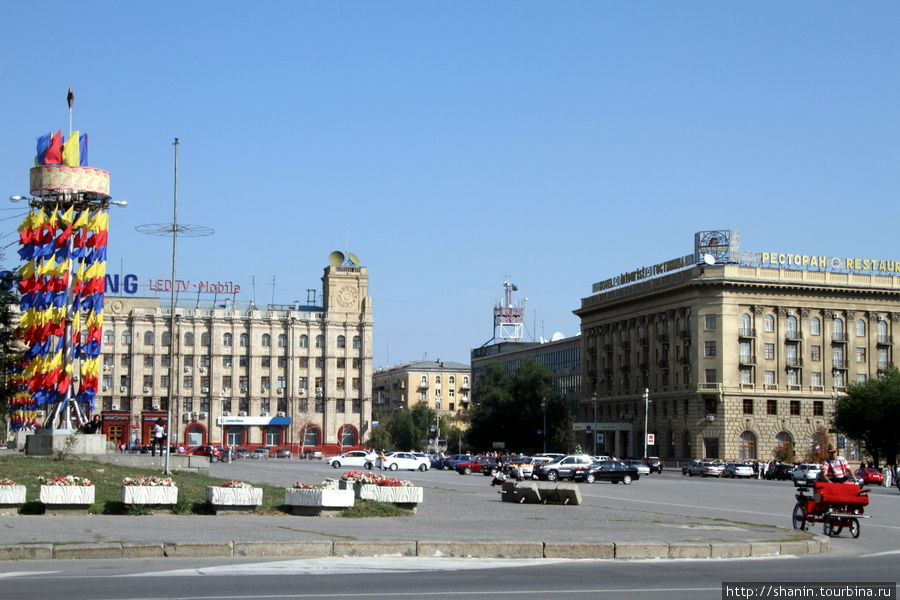 Площадь павших борцов