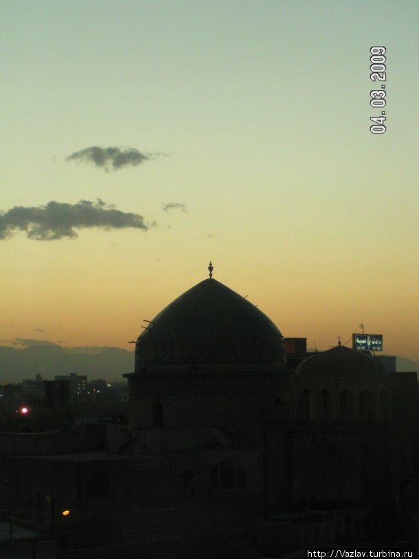 Перед закатом Йезд, Иран
