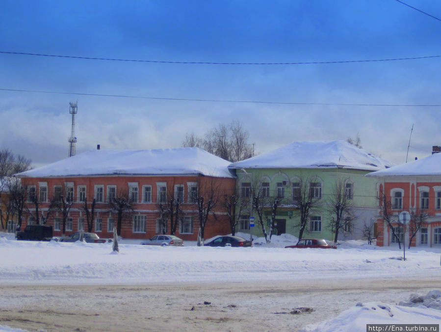 Архитектура центральной Революционной площади Буй, Россия