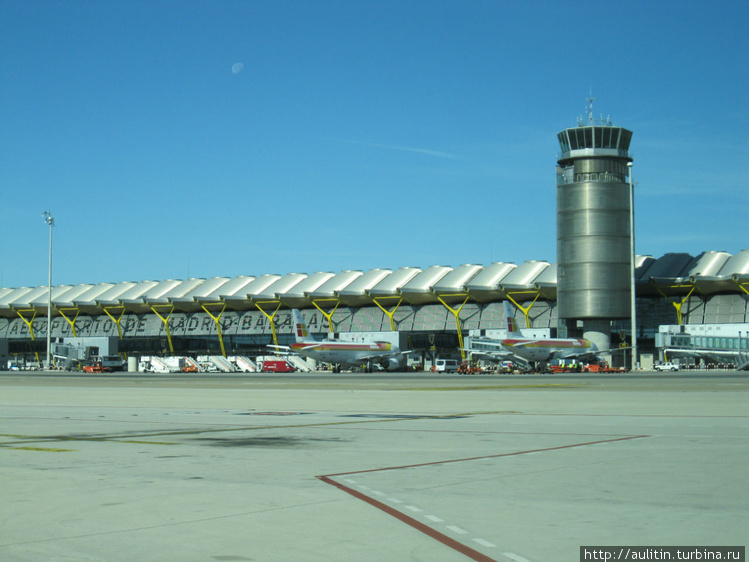 Аэропорт Барахас, Мадрид.