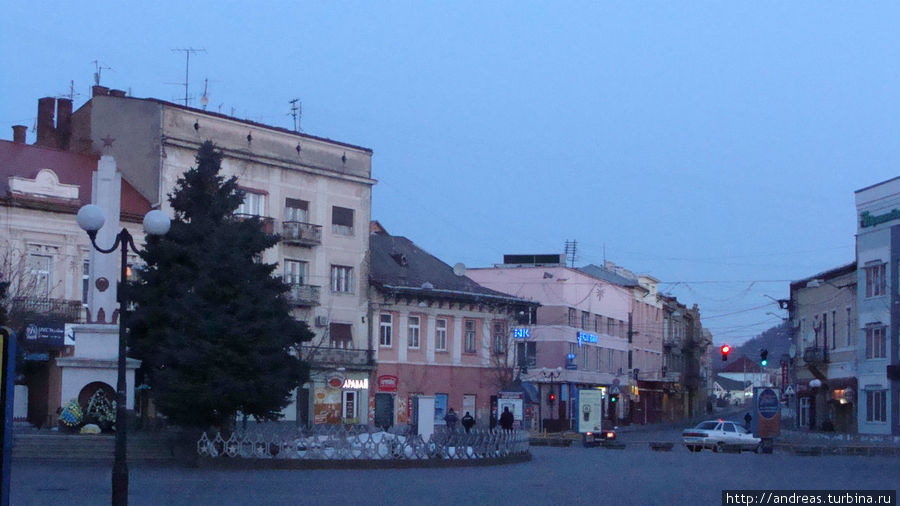 Площадь Мира Мукачево, Украина