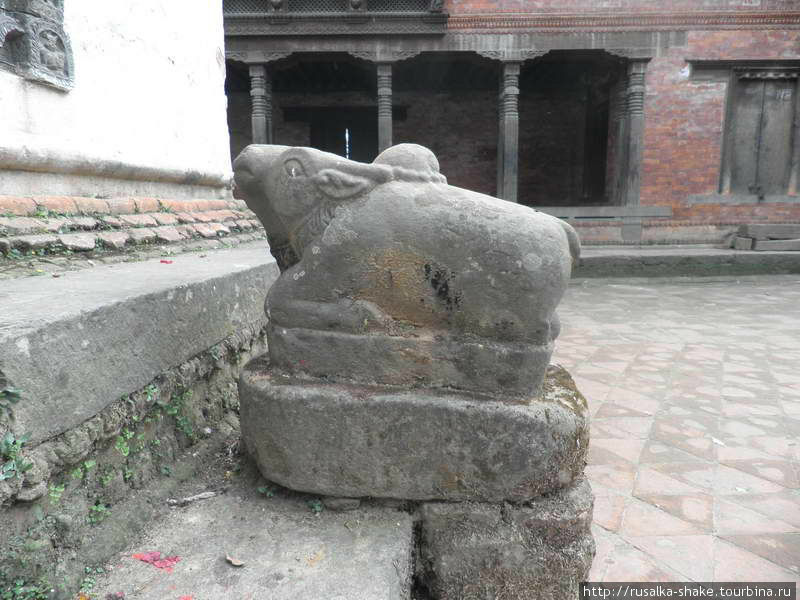Чангу Нараян — старейшее святилище долины Катманду