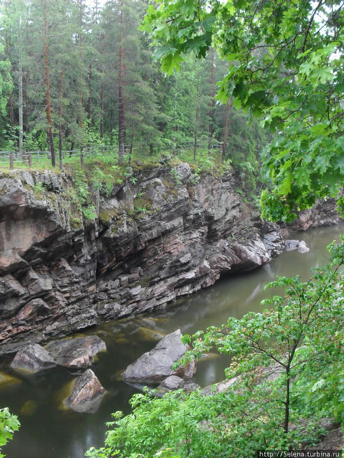 Вдоль  каньона  Иматранкоски Иматра, Финляндия