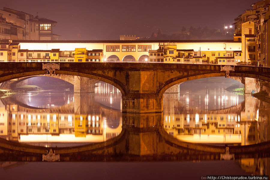 Мост Санта-Тринита. Флоренция, Италия