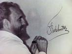 Кастро и его подпись