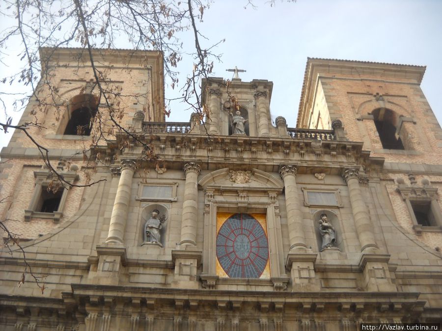 Фасад церкви Толедо, Испания