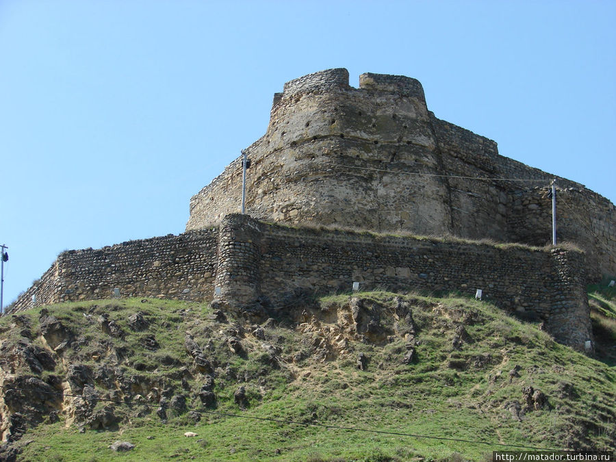 Общий вид на крепость Гори, Грузия