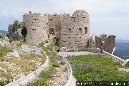 Норманнский замок Стило, Италия