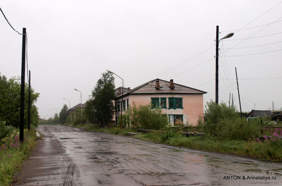 За полярным кругом... дождь Игарка, Россия