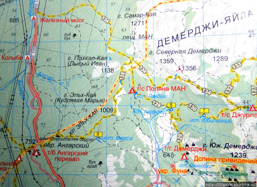 На карте наглядно видно, откуда и куда шли