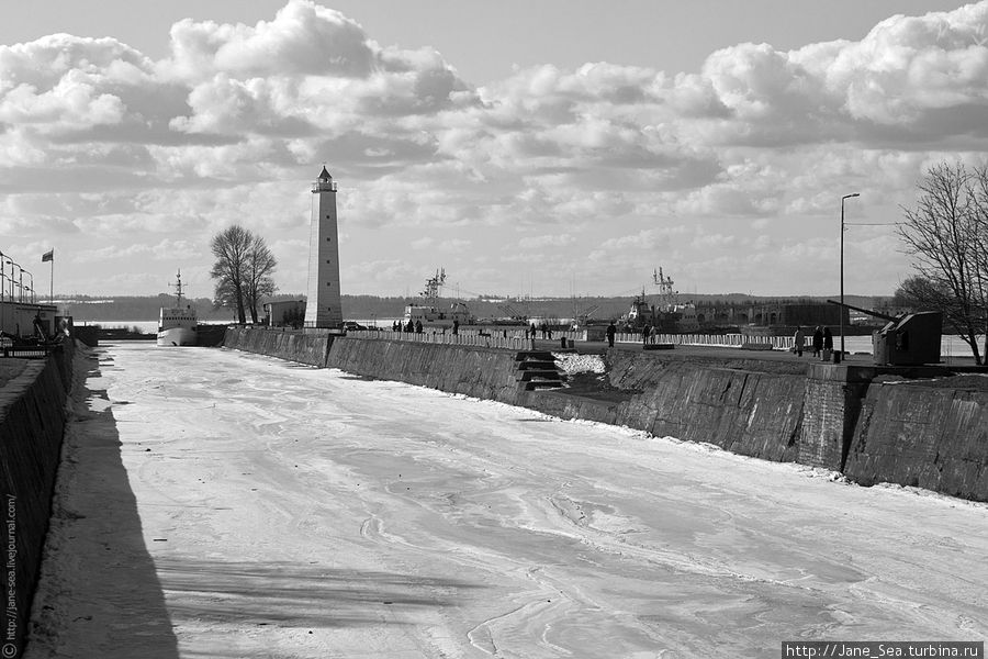 Роман с городом К. Кронштадт, Россия