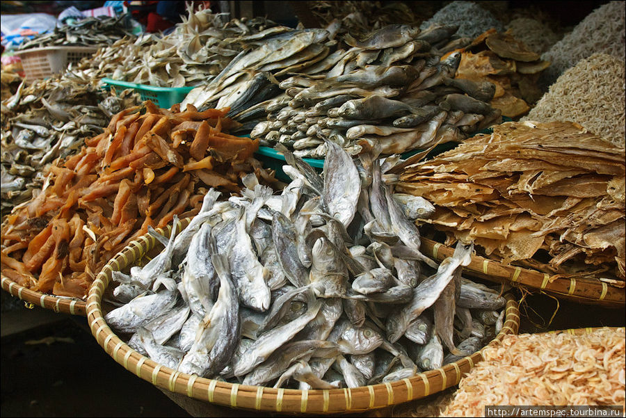 Легендарный рынок Берастаги Берастаги, Индонезия