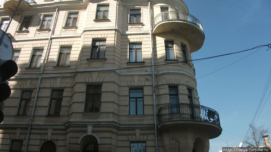 В этом доме жил Луначарский Москва, Россия