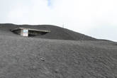 После последнего извержения от Башни Философа осталась видна одна крыша.