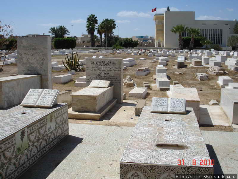 Монастирский Мавзолей Кайруан, Тунис