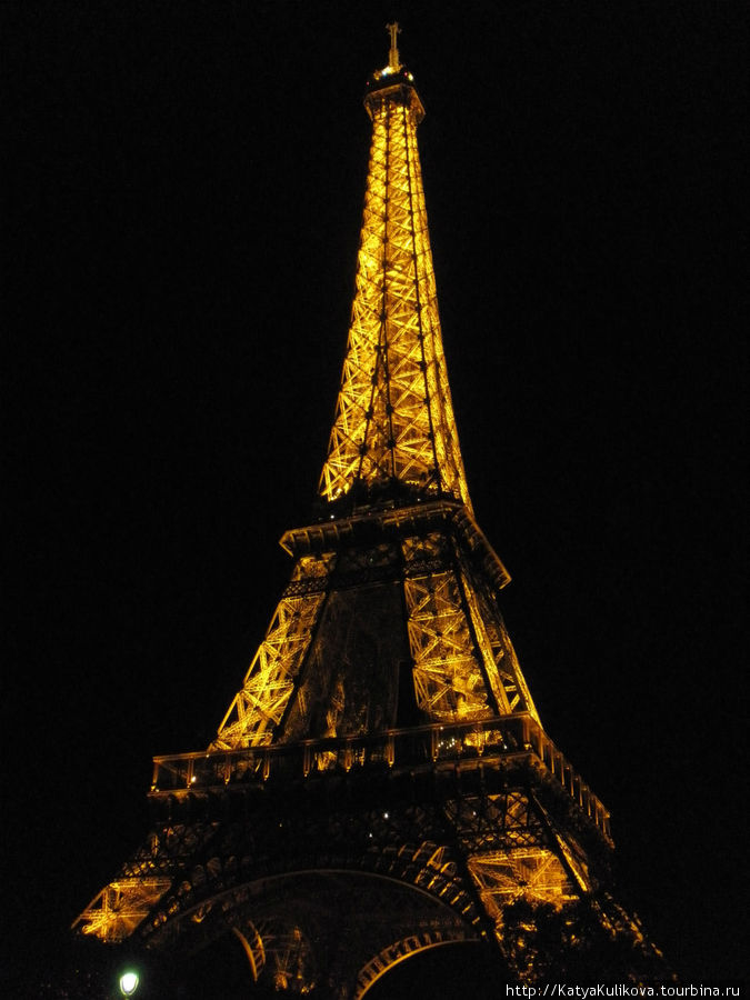 Капля банальщины в этот стройный ряд неповторимых фотографий Париж, Франция