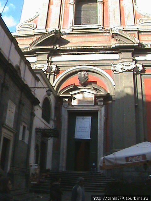 Церковь Санта Мария делла Пьетрасанта-первая церковь Неаполя,посвящённая деве Марие. Неаполь, Италия