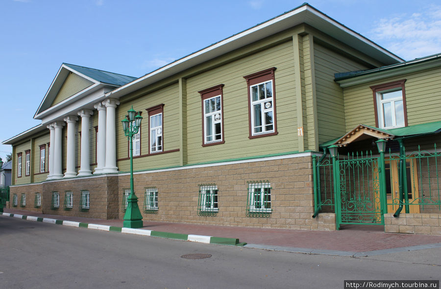 Православная гимназия недалеко от Соборной площади Арзамас, Россия