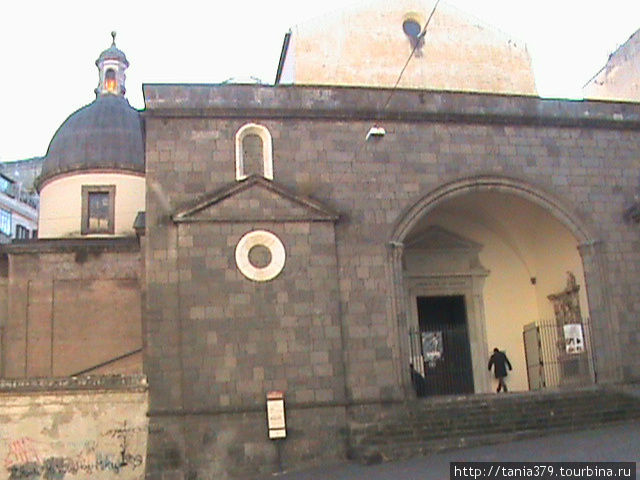 Церковь Монтеоливето или Сант Анна дей Ломбарди. Неаполь, Италия