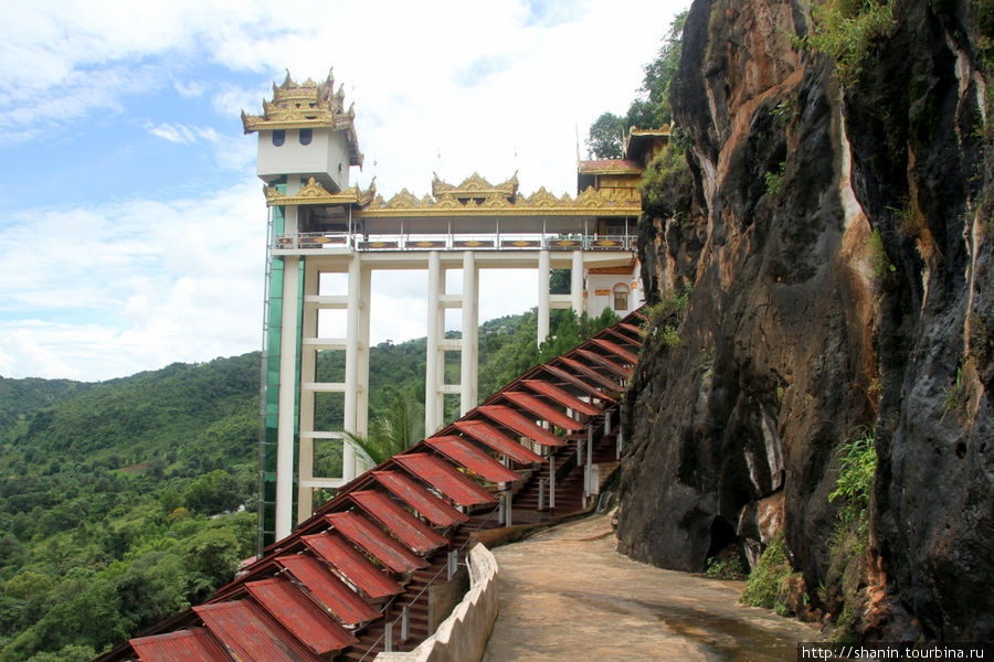 Золотой Будда - в дальней пещере Пиндайя, Мьянма
