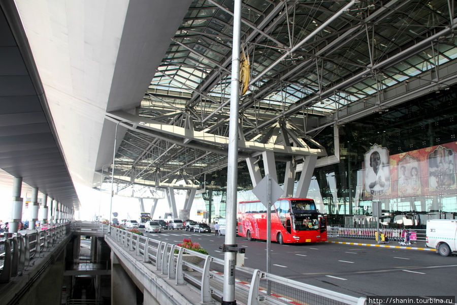 Международный аэропорт Суварнабхуми Бангкок, Таиланд