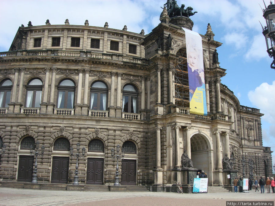 Земпер-Опера Дрезден, Германия