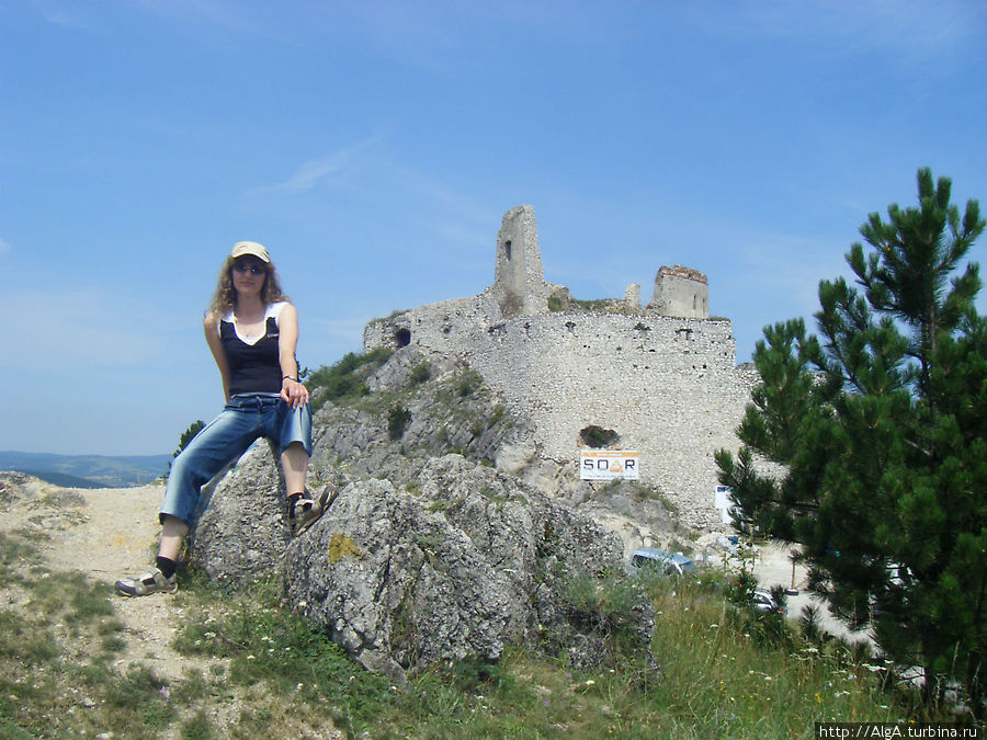 Руины замка Чахтице Словакия