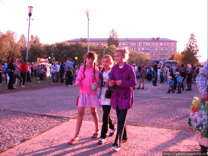 Народное гулянье в День города Еманжелинска Еманжелинск, Россия