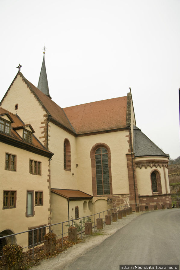 Монастырь Броннбах Земля Бавария, Германия