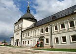 Келейный корпус Богородице-Успенского монастыря (именно здесь была психушка).