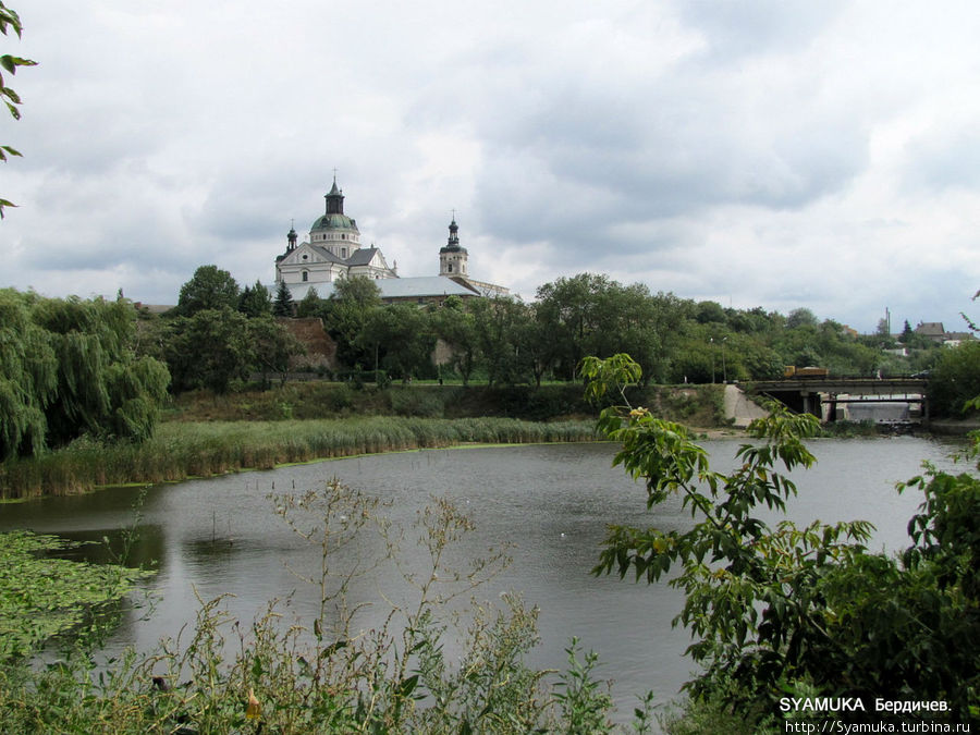 С 1928 года монастырский комплекс входил в состав достопримечательностей истории и культуры Всеукраинского значения. Бердичев, Украина