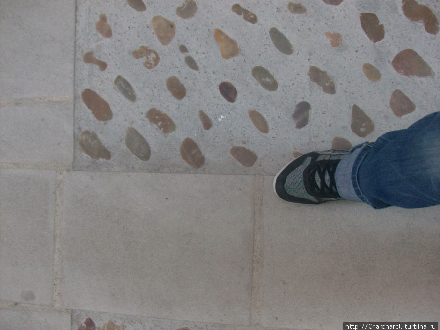 В Куэнке везде можно и нужно ходить пешком. Девчонки, одевайте удобную обувь. Куэнка, Испания