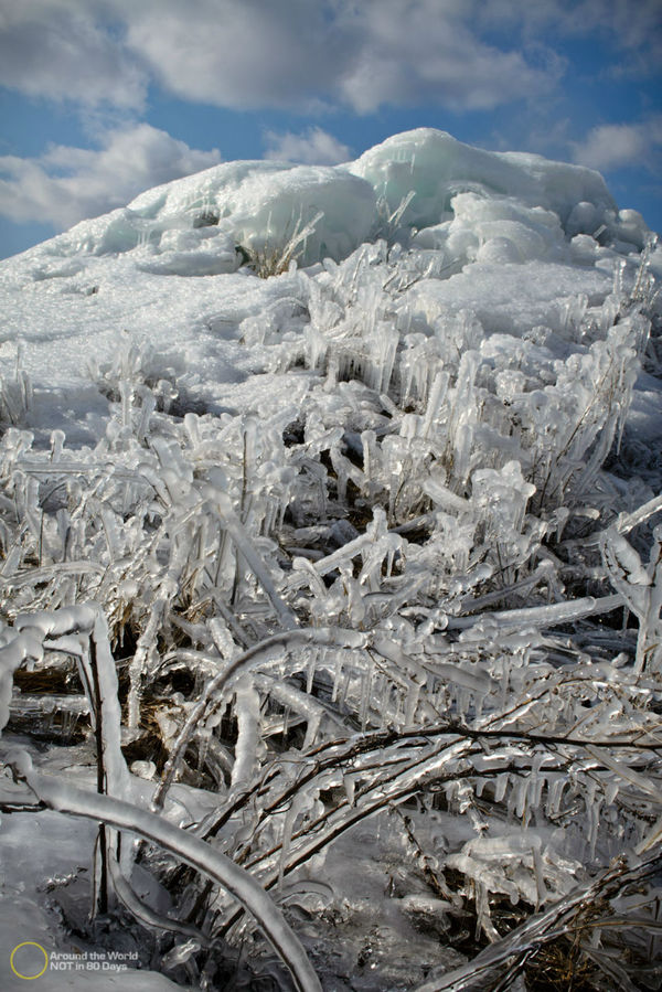 Весенний ледник в центральной России