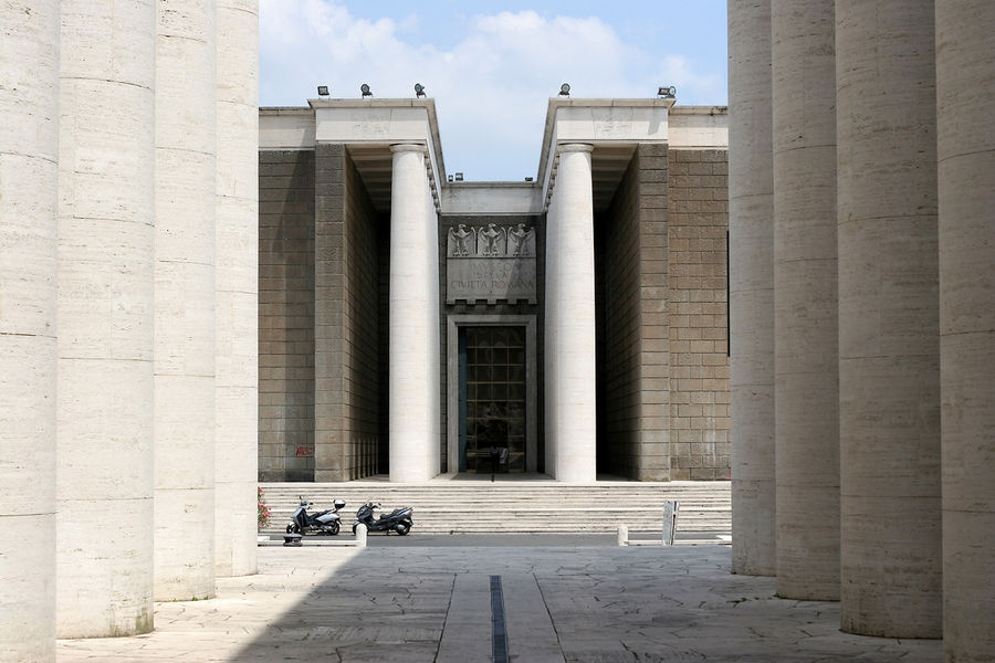 Здание музея было построено в эпоху Муссолини и, соответственно, всем своим видом подчеркивает имперский блеск. Рим, Италия