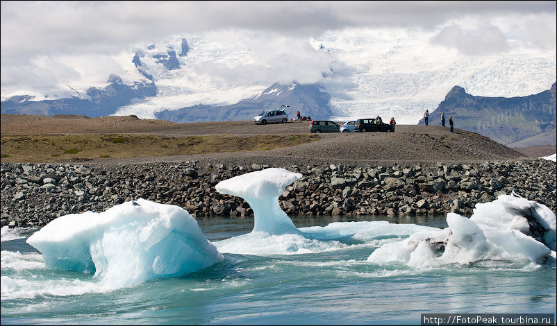Возраст льда превышает тысячу лет. Йёкюльсаурлоун ледниковая лагуна, Исландия