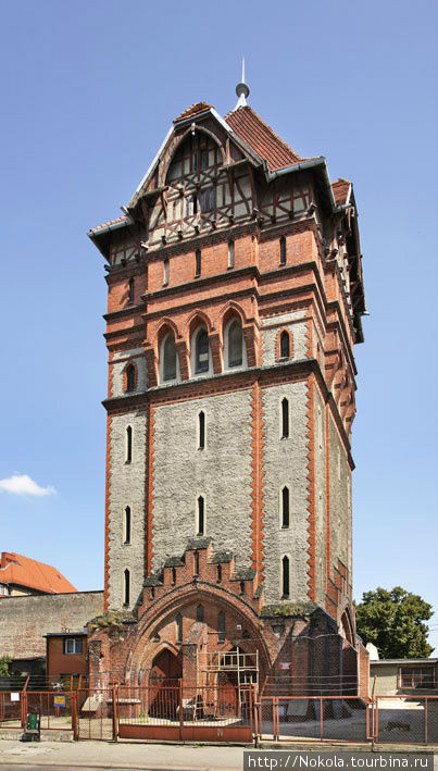 Водонапорная башня Хелмжа, Польша