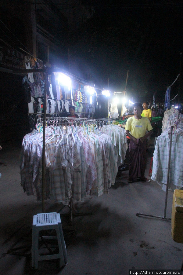 Ночная торговля Мандалай, Мьянма