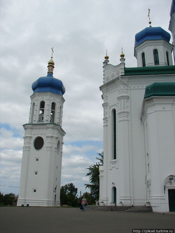 Вид собора с колокольней Киев, Украина