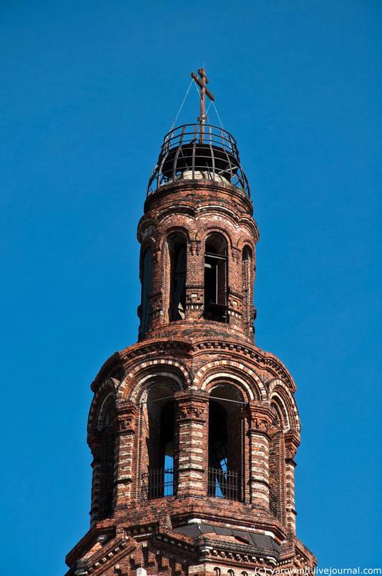 В 1920-х годах монастырь был упразднен, а в 1925 году продали на цветной металл все колокола. Юрьев-Польский, Россия