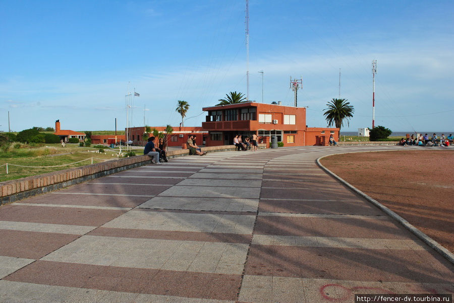 Рамбла Перу - центр столичной светской жизни Монтевидео, Уругвай