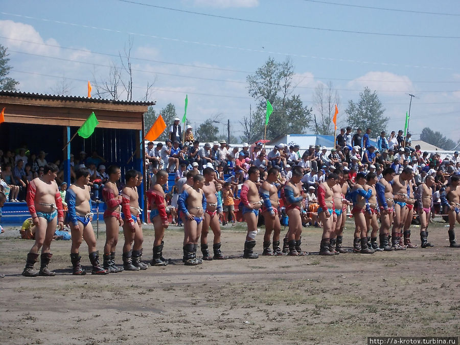 парад участников Чадан, Россия